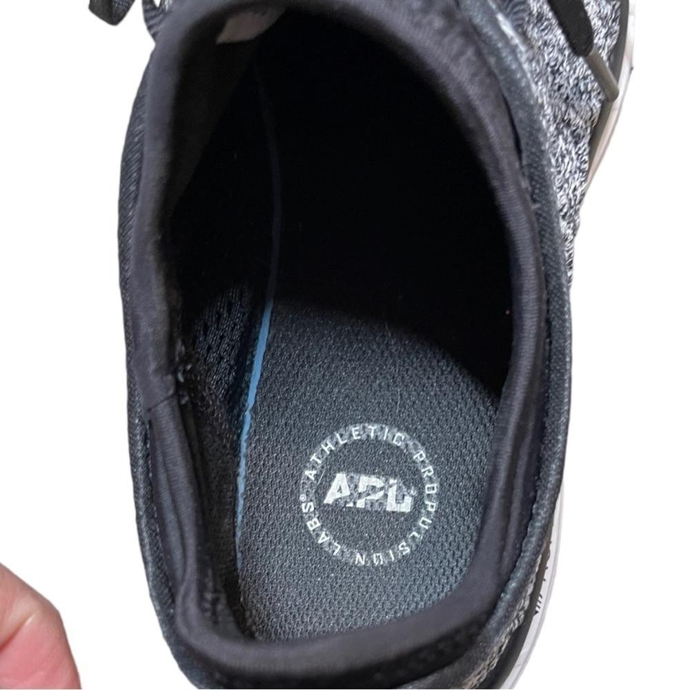 APL: Athletic Propulsion Labs Women's Techloom Phantom Running Shoe - Picture 5 of 7